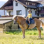 Quarto em Acomodações Particulares Gaestehaus Nassfeld Tröpolach