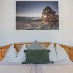 Quarto em Acomodações Particulares Gaestehaus Nassfeld Tröpolach