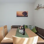 Quarto em Acomodações Particulares Gaestehaus Nassfeld Tröpolach