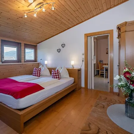 Pansiyon Gaestehaus Nassfeld *