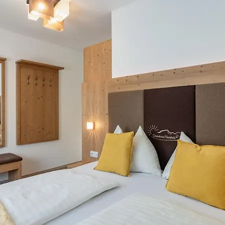 Gaestehaus Nassfeld Quarto em Acomodações Particulares Tröpolach