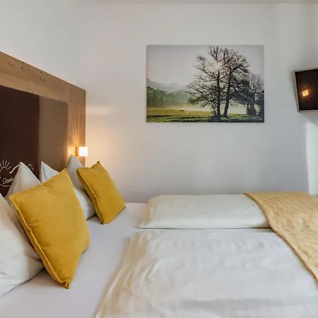 Gaestehaus Nassfeld Pansiyon *