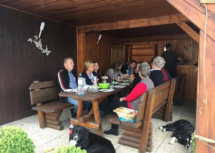 Gaestehaus Nassfeld Homestay *