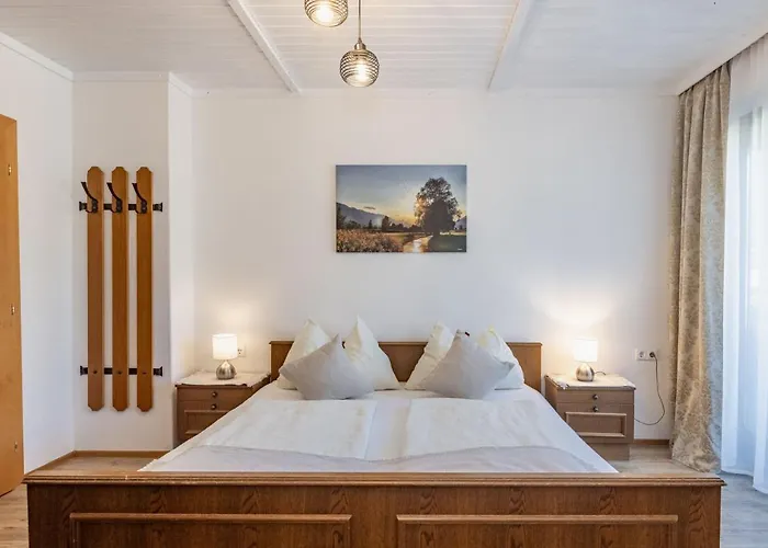 בית אירוח Gaestehaus Nassfeld *