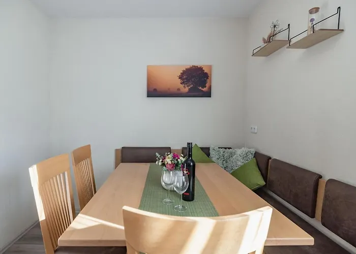 Homestay Gaestehaus Nassfeld Tropolach