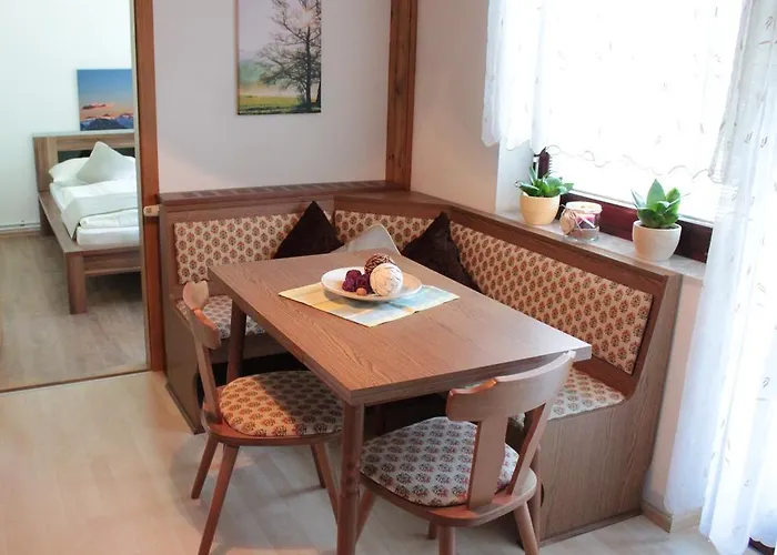 Gaestehaus Nassfeld Homestay *